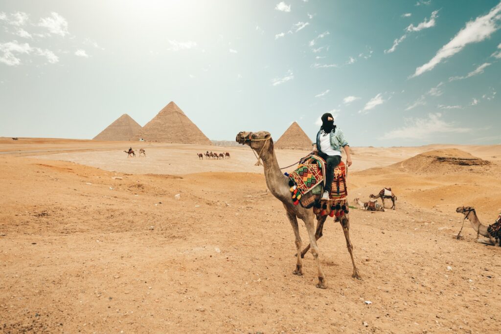 Kamelritt durch die Wüste, Ägypten